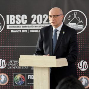 LSU Krepšinio studijų ir mokslo centro vadovas Ramūnas Butautaskslo