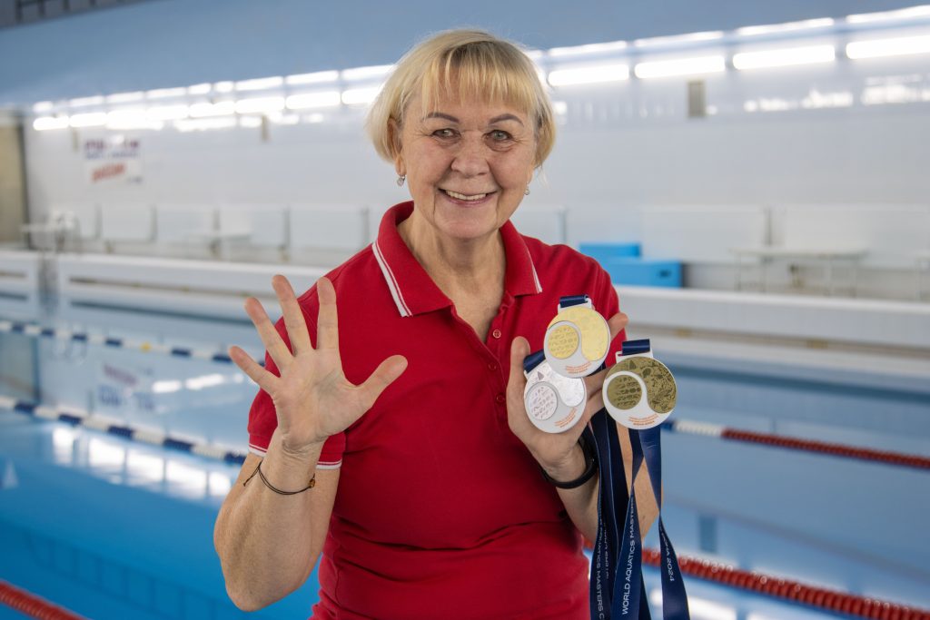 LSU dėstytoja, plaukimo trenerė Birutė Statkevičienė pasaulio čempionate iškovojo tris medalius